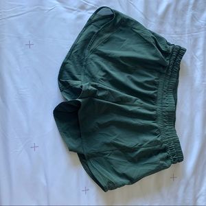 Lululemon Hotty hot green shorts